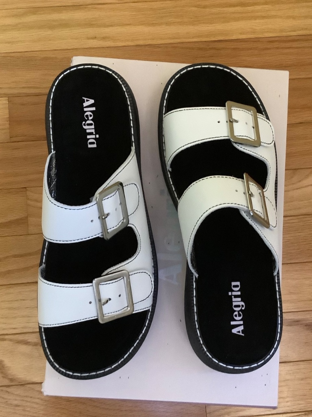 Alegria Iza Adjustable Leather Double Buckle Slide Sandal White SZ EU40/US9.5-10 - Picture 2 of 16